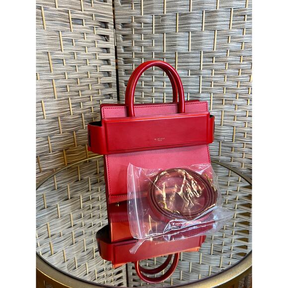 Givenchy Horizon Tote - Picture 13 of 14